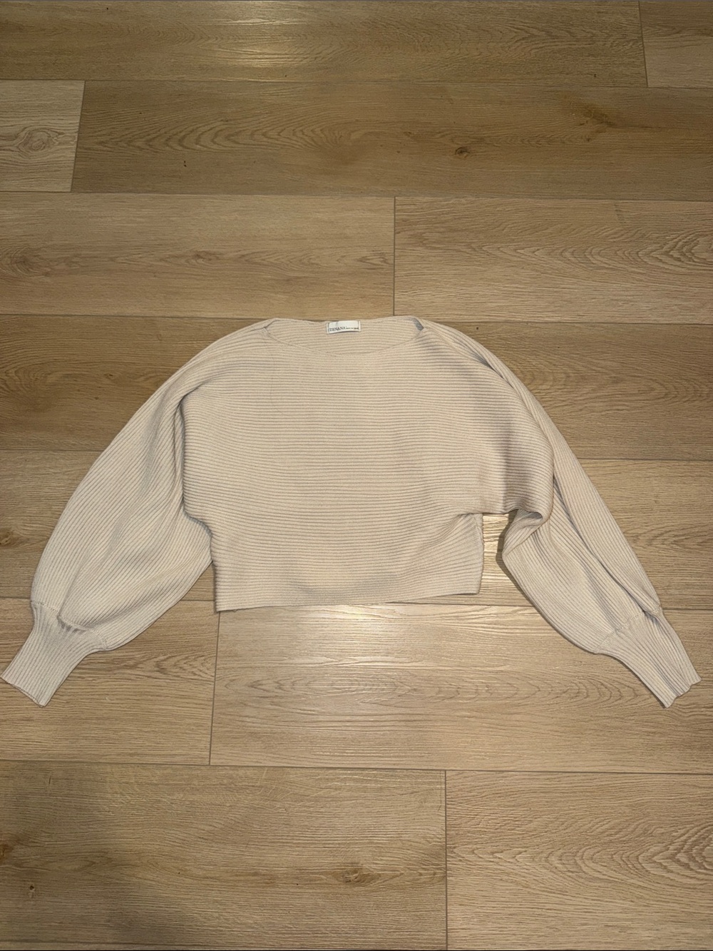 Zenana Outfitters Cream Ribbed Balloon-Sleeve Crew Sweater